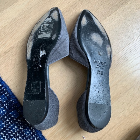 Vince Nina Haircalf d'Orsay Flats, Grey, US 8 - Picture 3 of 3